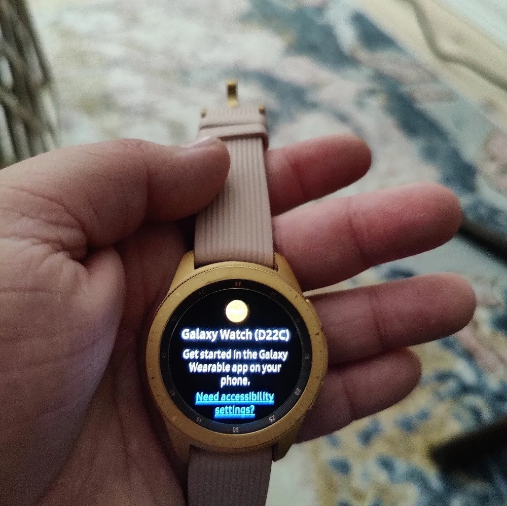 Samsung Galaxy watch rose gold small wristband